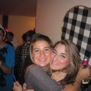 Meet your Posher, Mackenzie